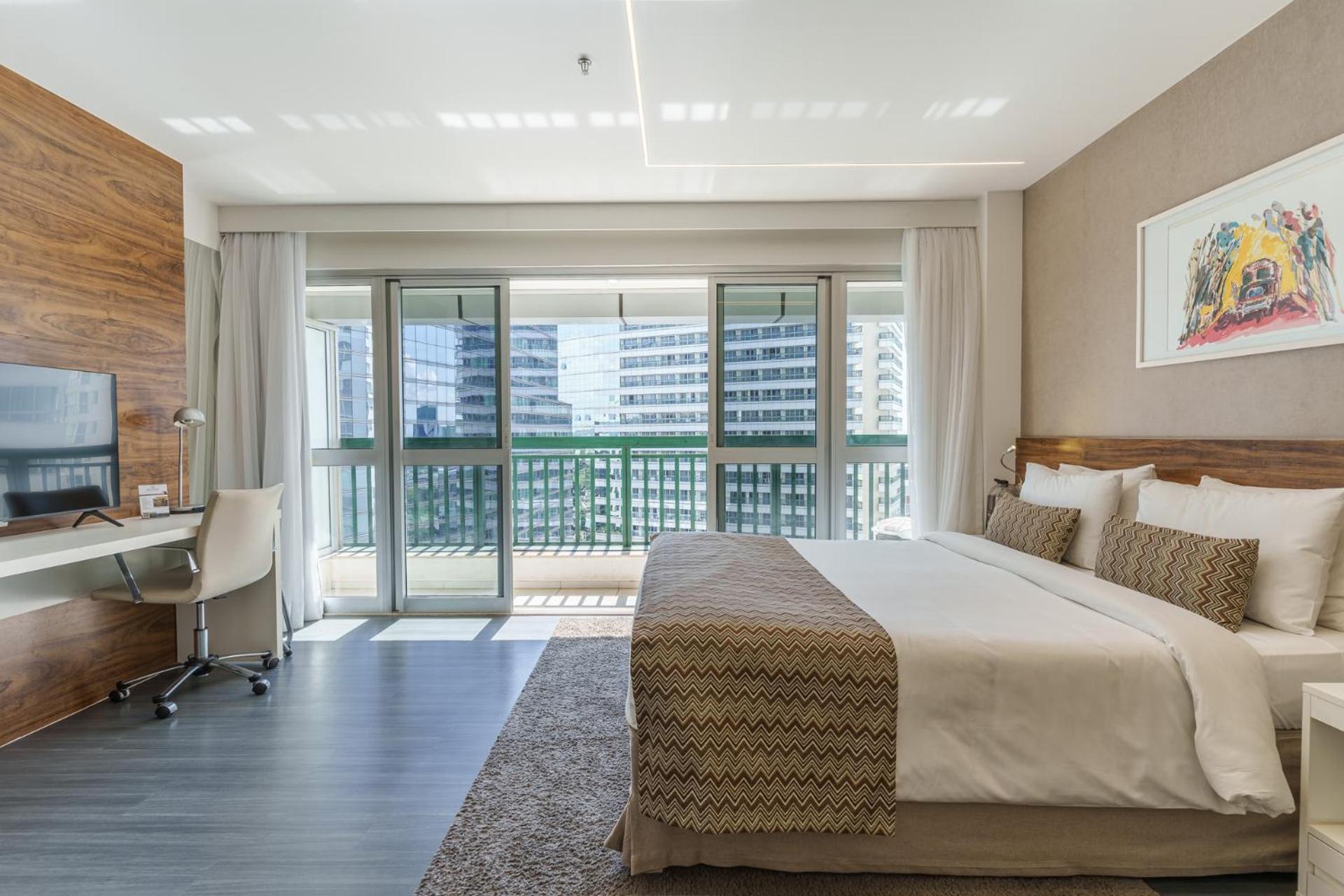 Fusion Hplus Express + Brasilia Room photo